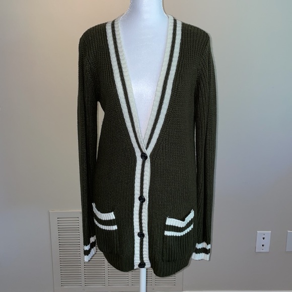 LF Rumor Preppy Boyfriend Cardigan - Picture 2 of 5